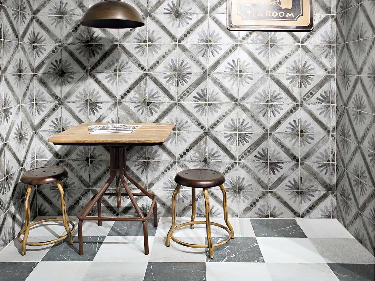 restaurante con azulejos vintage